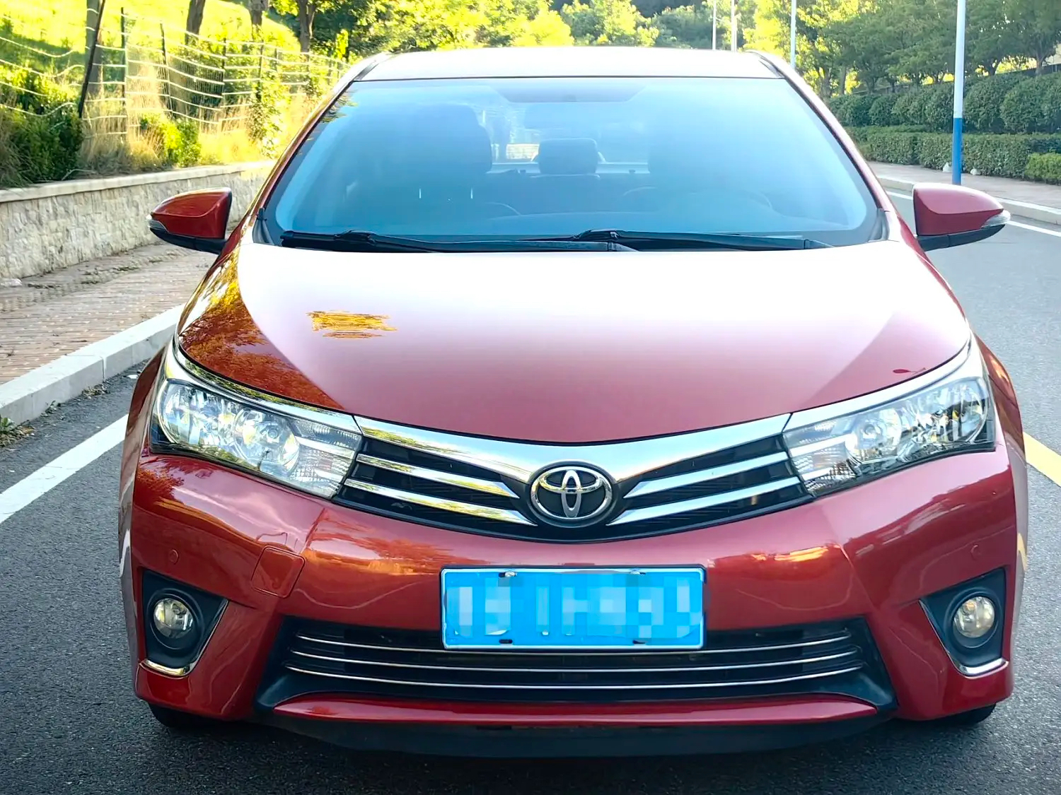 Toyota 2014 Corolla 1.6 GL-i (Leather Edition) CVT Automatic — thumbnail 2