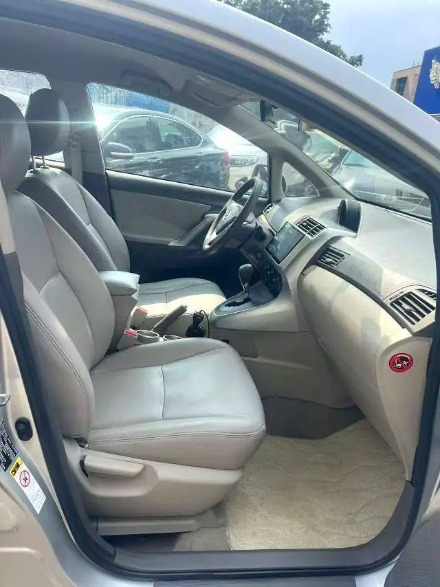 Toyota 2012 E'Z 1.8L CVT 180E Elite Edition (Automatic) — thumbnail 5