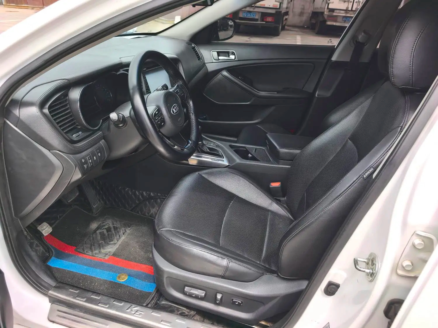 Kia 2014 ​​K5 2.0 GLS Automatic — thumbnail 4