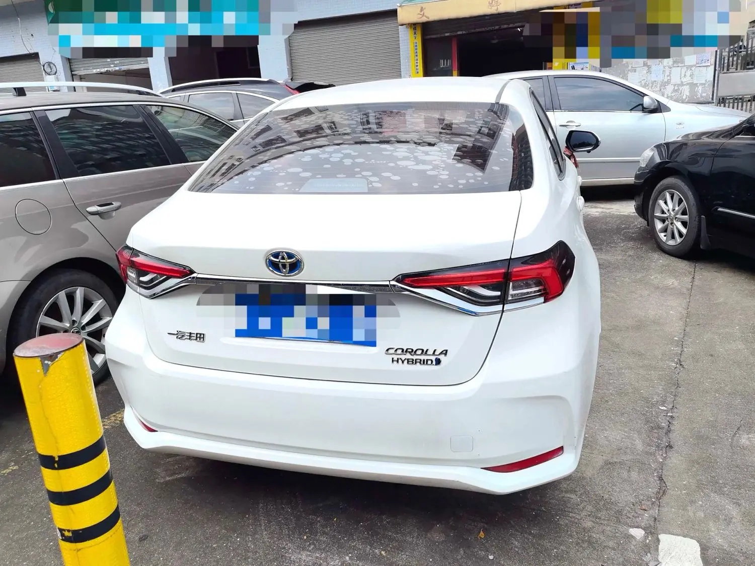 Toyota 2022 Corolla Hybrid 1.8L E-CVT Pioneer Edition (Automatic) — thumbnail 3