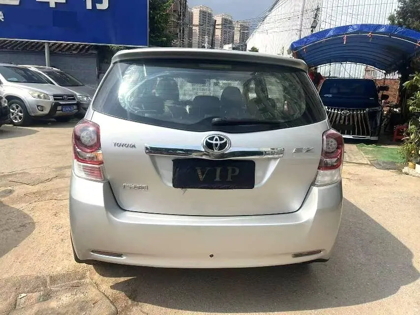Toyota 2012 E'Z 1.8L CVT 180E Elite Edition (Automatic) — thumbnail 8