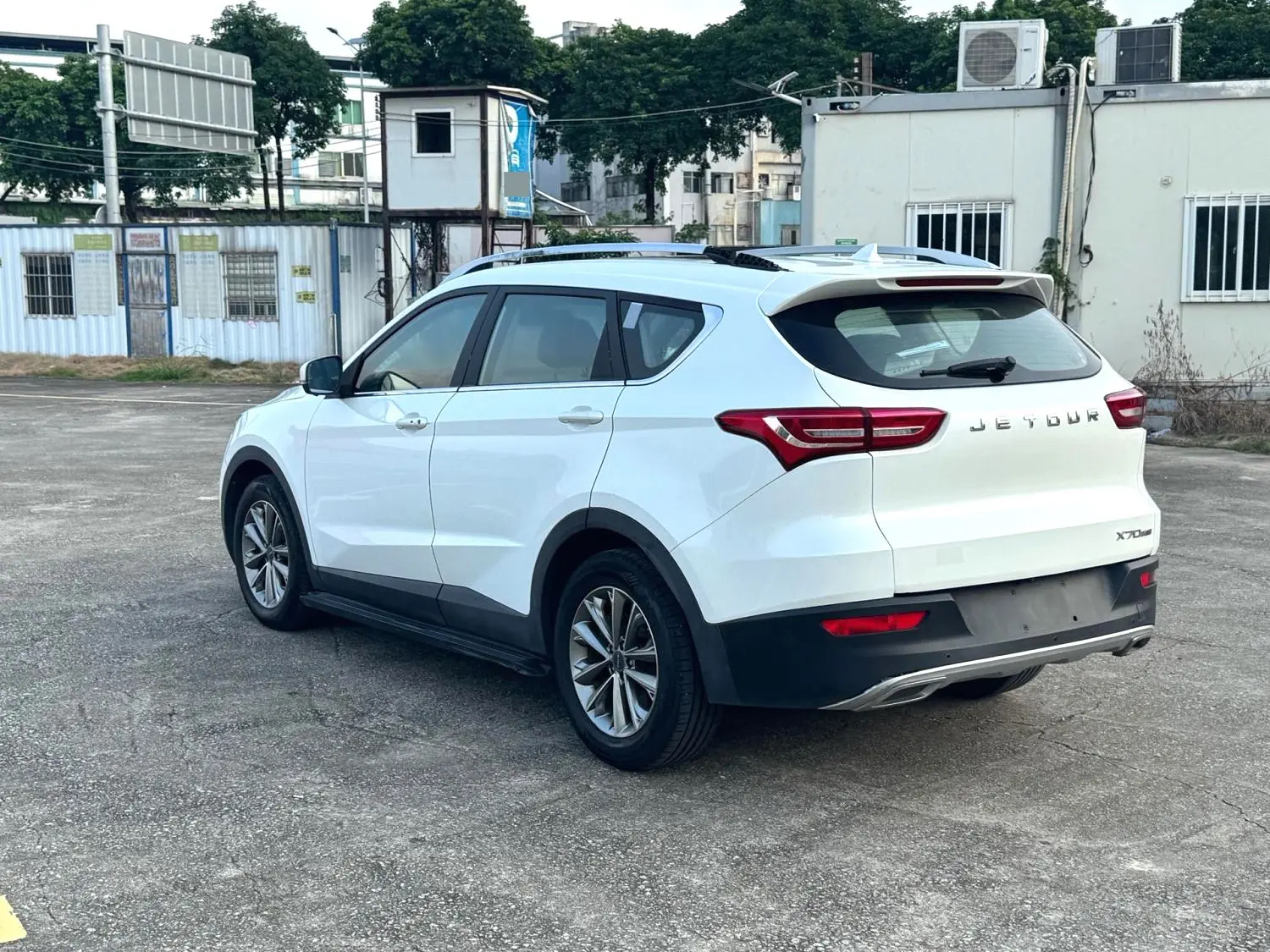 Jetour X70M 2020 Model 1.5T "Xiangban" Edition (Facelift) – Automatic Transmission — thumbnail 9