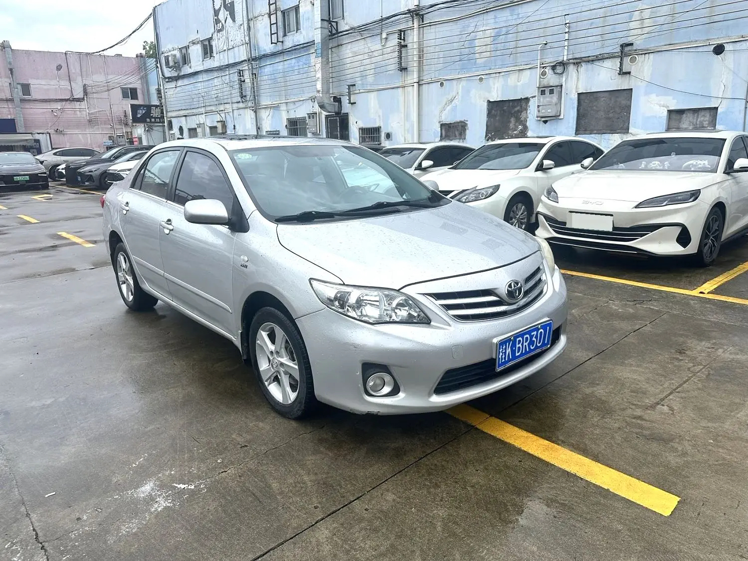 Toyota Corolla 2011 1.8L CVT GL-i Commemorative Edition (Automatic) — thumbnail 3