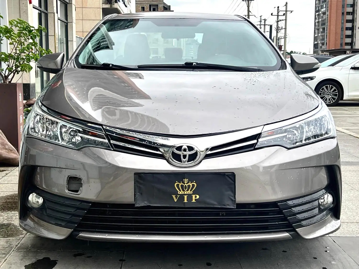 Toyota 2017 Corolla 1.2T GL-i (Leather Edition) – CVT Automatic — thumbnail 2