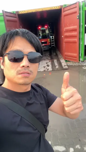Jiang at the loading site