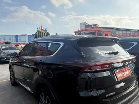 Jetour X70 PLUS 2026 1.5T DCT Comfort 5-Seater — thumbnail 9