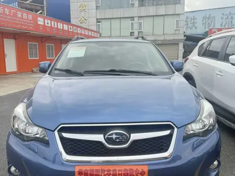 Subaru XV 2012 2.0i CVT Luxury — thumbnail 2