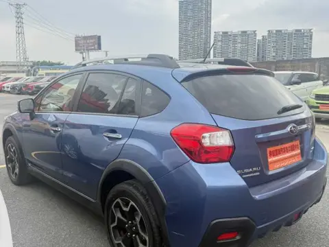 Subaru XV 2012 2.0i CVT Luxury — thumbnail 9