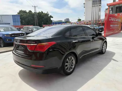 Hyundai Mistra 2014 1.8L Automatic Smart Edition — thumbnail 9