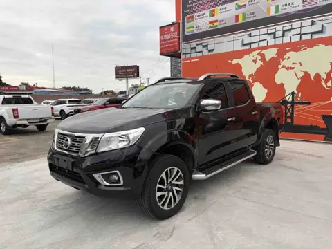 Nissan Navara 2021 2.5L Automatic 4WD Premium QR25 — thumbnail 1