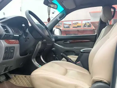 Toyota Prado Imported 2006 2.7L Middle East Edition Automatic — thumbnail 4