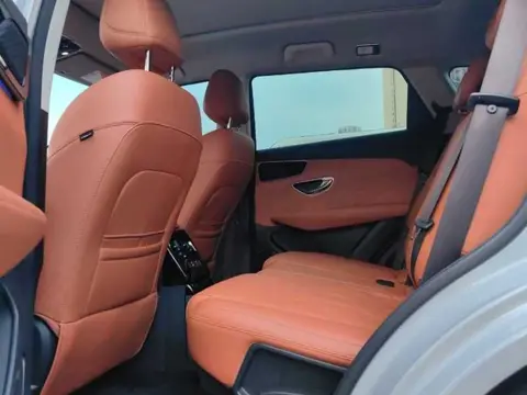 Jetour Shanhai L7 2025 1.5T 120km Comfort 5-Seater — thumbnail 3
