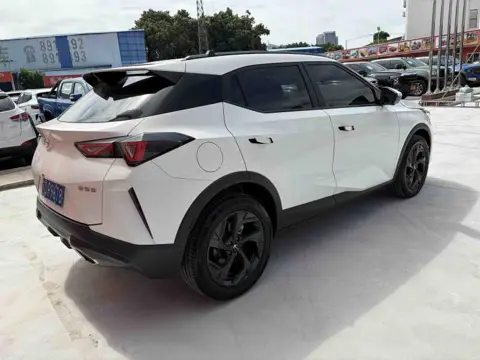 GAC Trumpchi GS3 Emzoom 2025 270T Enjoy Edition — thumbnail 9