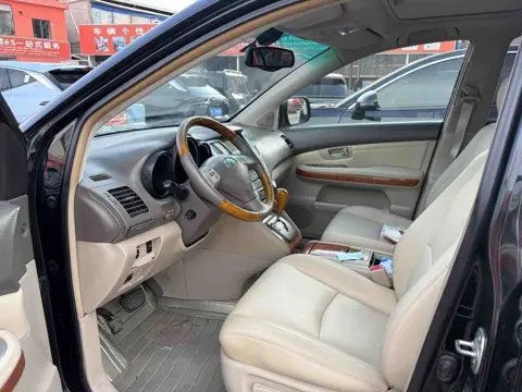 Lexus RX 300 2004 3.0L Automatic — thumbnail 2