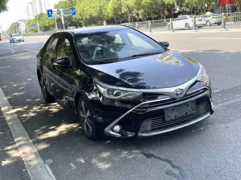 Toyota Levin 2018 Hybrid 1.8H GS-V E-CVT Premium — thumbnail 2