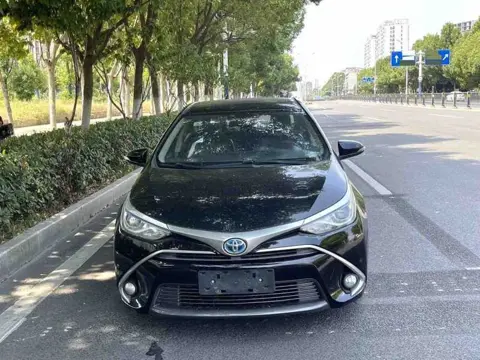 Toyota Levin 2018 Hybrid 1.8H GS-V E-CVT Premium — thumbnail 3