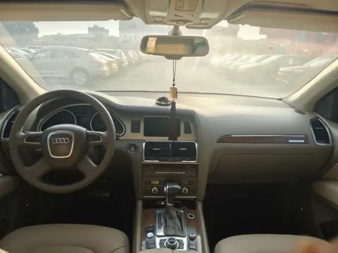 Audi Q7 2011 3.0 TFSI Technology 200kW — thumbnail 9