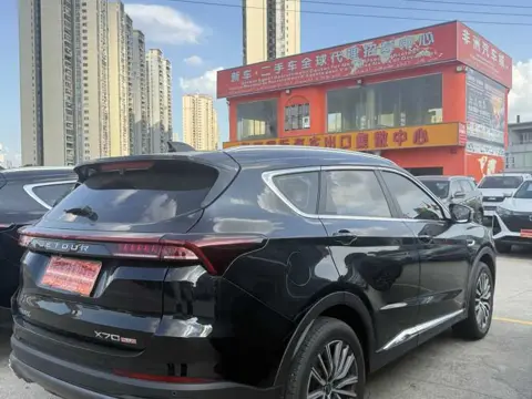 Jetour X70 PLUS 2023 1.5T DCT Warrior PLUS 7-Seater — thumbnail 9