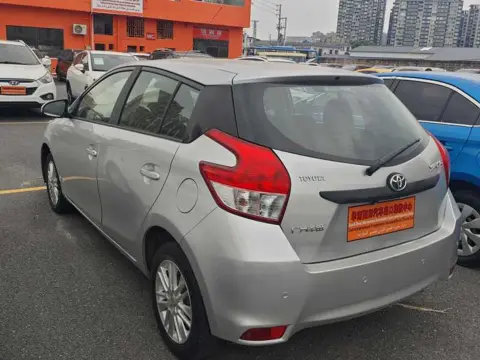 Toyota Yaris L 2014 1.3E Automatic Meidong Edition — thumbnail 4