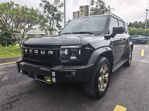 Jetour Traveller 2023 2.0T 4WD Crossing PRO — thumbnail 2