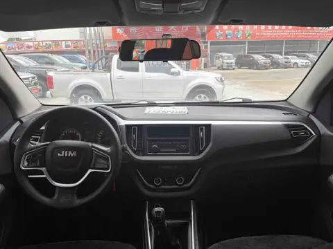 Isuzu Off-Road Pickup 2019 2.8T Diesel Manual — thumbnail 6