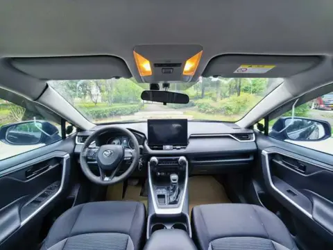 Toyota Wildlander 2022 2.0L CVT 2WD Luxury PLUS — thumbnail 7