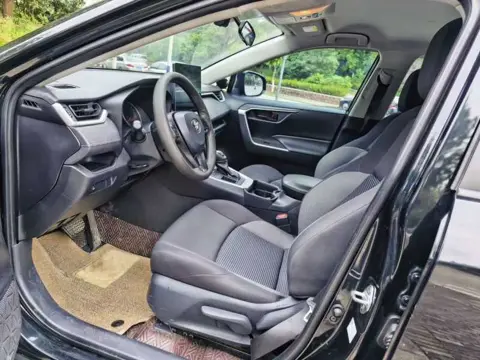 Toyota Wildlander 2022 2.0L CVT 2WD Luxury PLUS — thumbnail 9