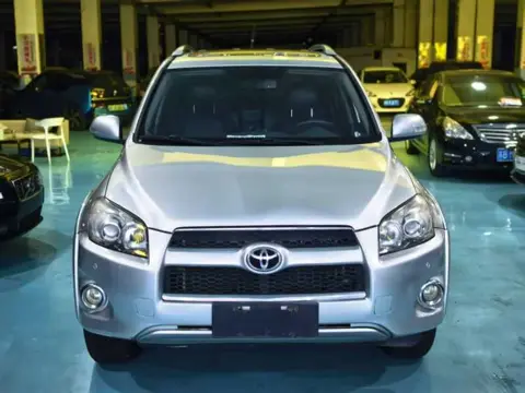Toyota RAV4 2012 2.4L Automatic 4WD Luxury — thumbnail 2