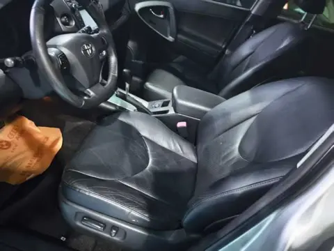 Toyota RAV4 2012 2.4L Automatic 4WD Luxury — thumbnail 8