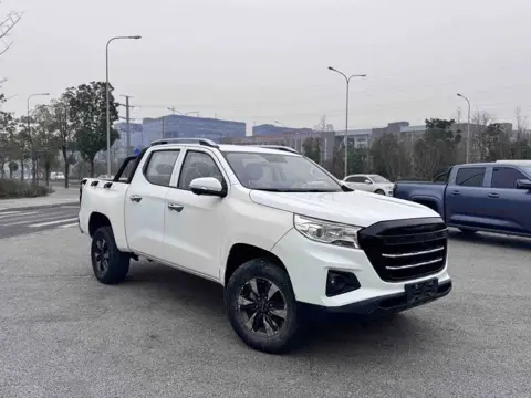 Changan Kaicheng F70 2021 2.4T Petrol Automatic 4WD Executive Standard Wheelbase — thumbnail 2