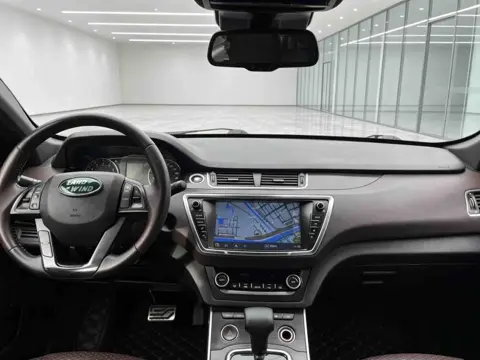 Landwind X7 2015 2.0T Panoramic Premium Automatic — thumbnail 8