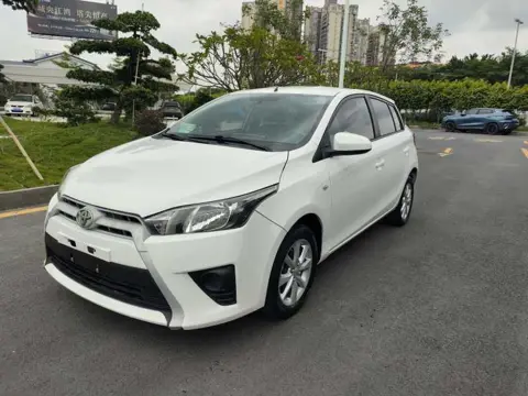 Toyota YARiS L 2015 1.5E Automatic Dynamic Edition
