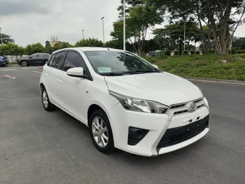Toyota YARiS L 2015 1.5E Automatic Dynamic Edition — thumbnail 3