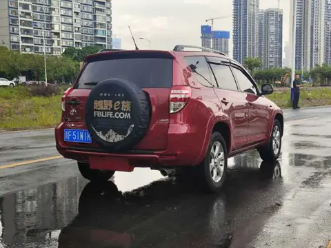 Toyota RAV4 2009 2.4L Automatic Luxury Edition — thumbnail 7
