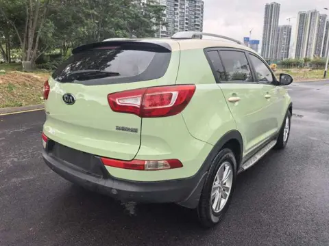 Kia Sportage 2012 2.0L Automatic 2WD GLS — thumbnail 4