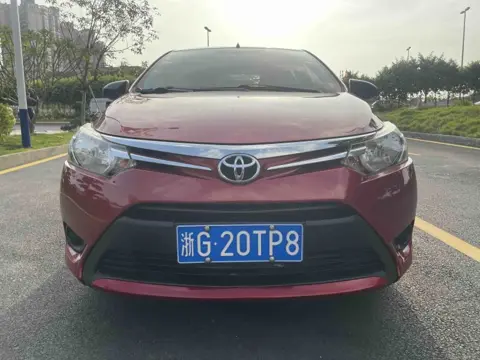 Toyota Vios 2016 1.5L Automatic Zhizhen Starlight Edition — thumbnail 2