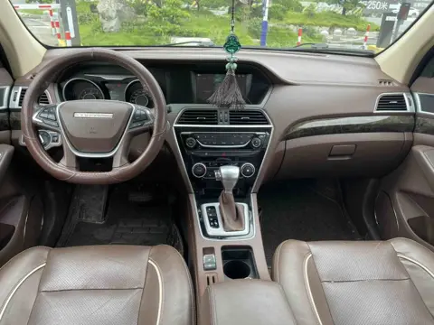 Leopaard CS10 2017 2.0T Automatic Urban Edition — thumbnail 6
