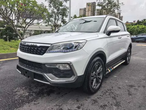 Leopaard CS9 2017 1.5L CVT Comfort Edition — thumbnail 1