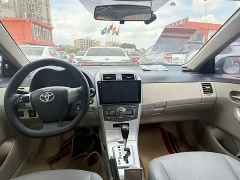 Toyota Corolla 2012 1.6L Automatic GL Special Edition — thumbnail 6