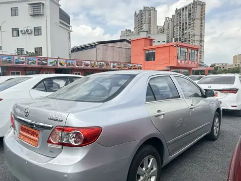 Toyota Corolla 2012 1.6L Automatic GL Special Edition — thumbnail 8