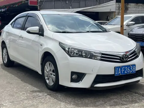 Toyota Corolla 2016 1.6L CVT GL-i Cool Edition — thumbnail 3