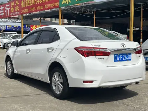 Toyota Corolla 2016 1.6L CVT GL-i Cool Edition — thumbnail 4