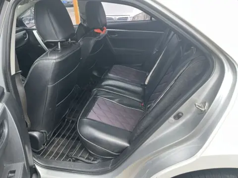 Toyota Corolla 2016 1.6L CVT GL-i Cool Edition — thumbnail 8