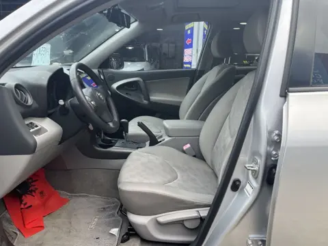 Toyota RAV4 2009 2.0L Automatic Luxury Edition — thumbnail 7