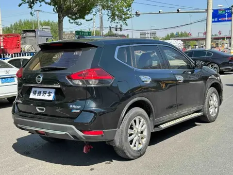 Nissan X-Trail 2017 2.0L CVT Comfort Edition 2WD — thumbnail 9