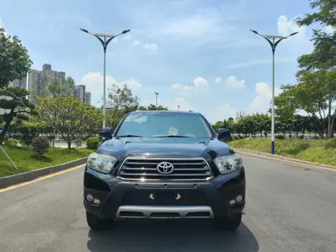 Toyota Highlander 2009 2.7L 2WD Luxury 7-Seater — thumbnail 2