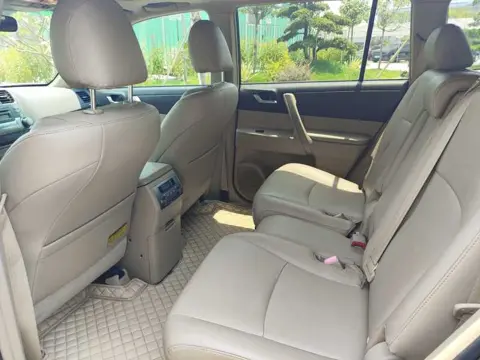 Toyota Highlander 2009 2.7L 2WD Luxury 7-Seater — thumbnail 6