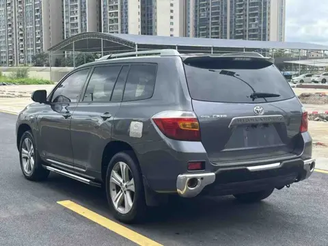 Toyota Highlander 2012 2.7L 2WD Luxury 7-Seater — thumbnail 4