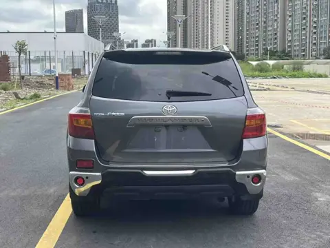 Toyota Highlander 2012 2.7L 2WD Luxury 7-Seater — thumbnail 5