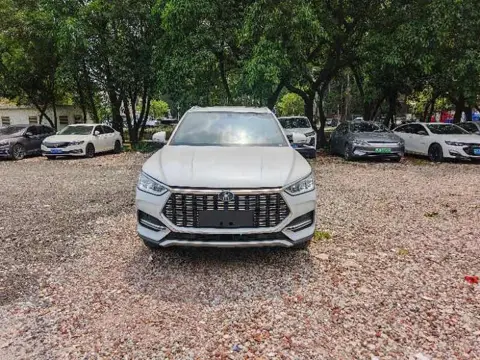BYD Song PLUS 2020 1.5T Automatic Premium Edition — thumbnail 2
